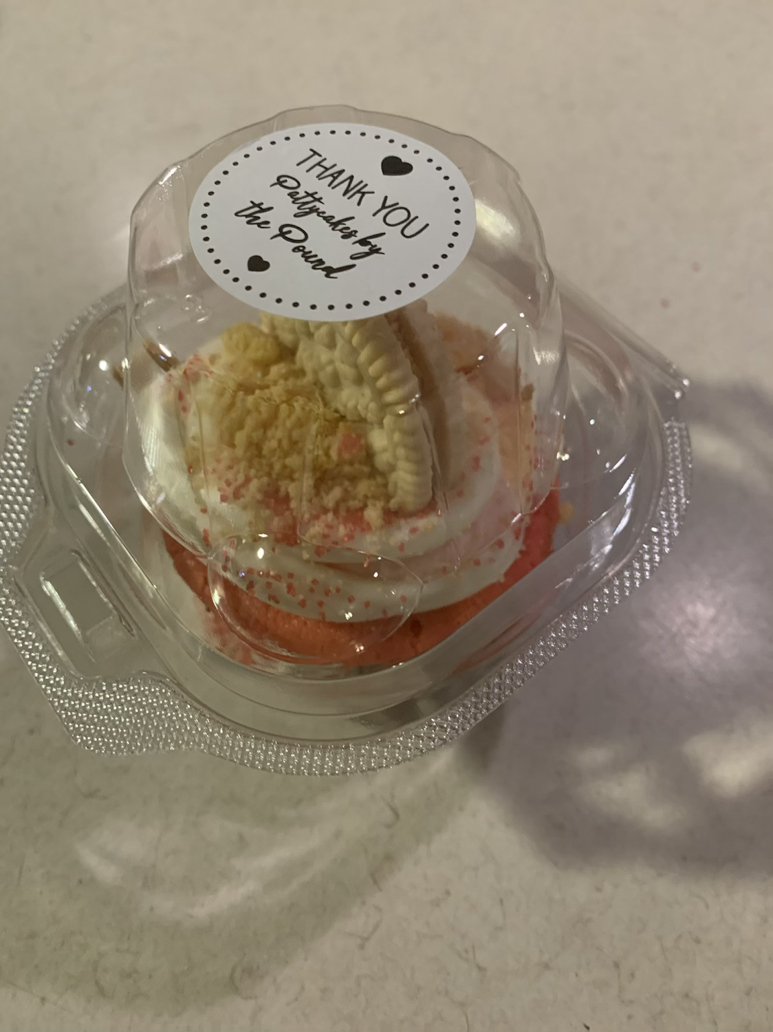 Cupcakes (6) Half Dozen image 1