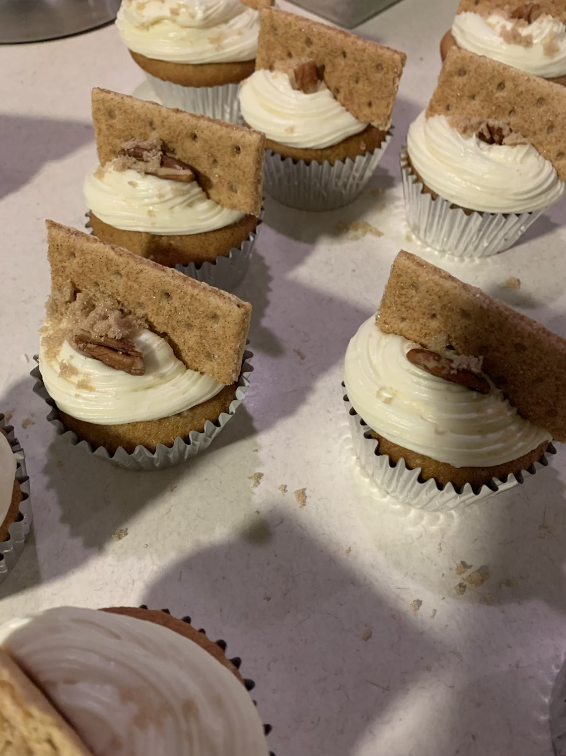 Cupcakes (6) Half Dozen image 3