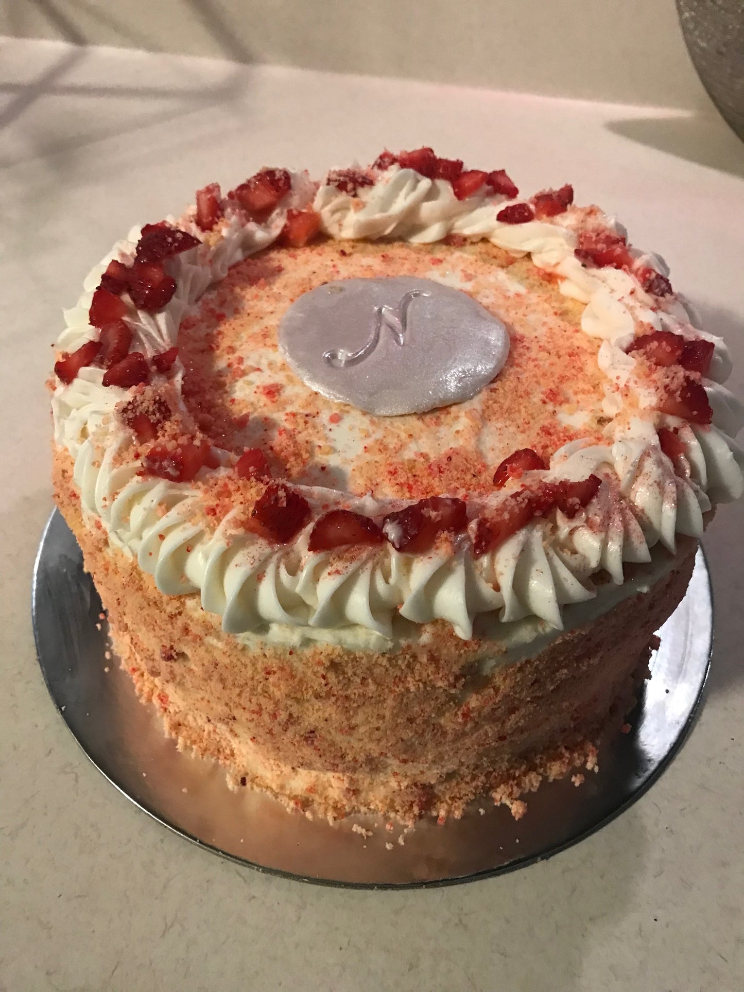 Strawberry Crunch Cake image 1
