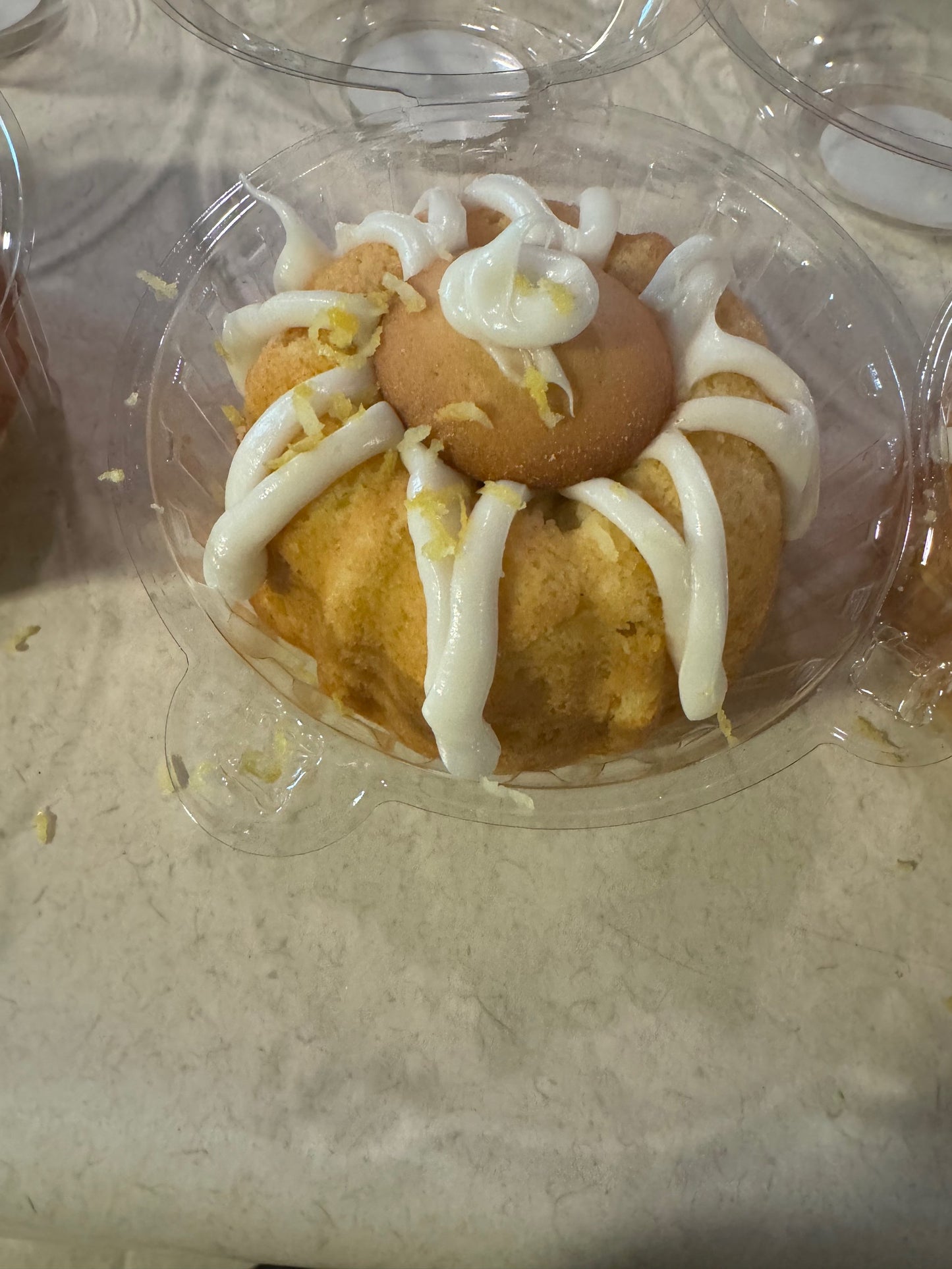 Mini Bundt 12 Count image 2