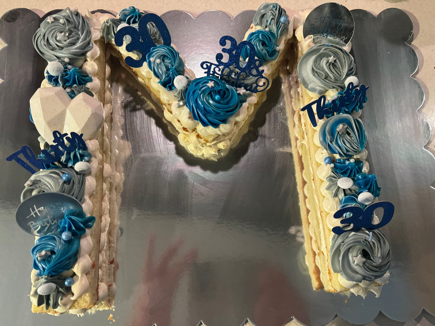 Letter or Initial Cake image 4