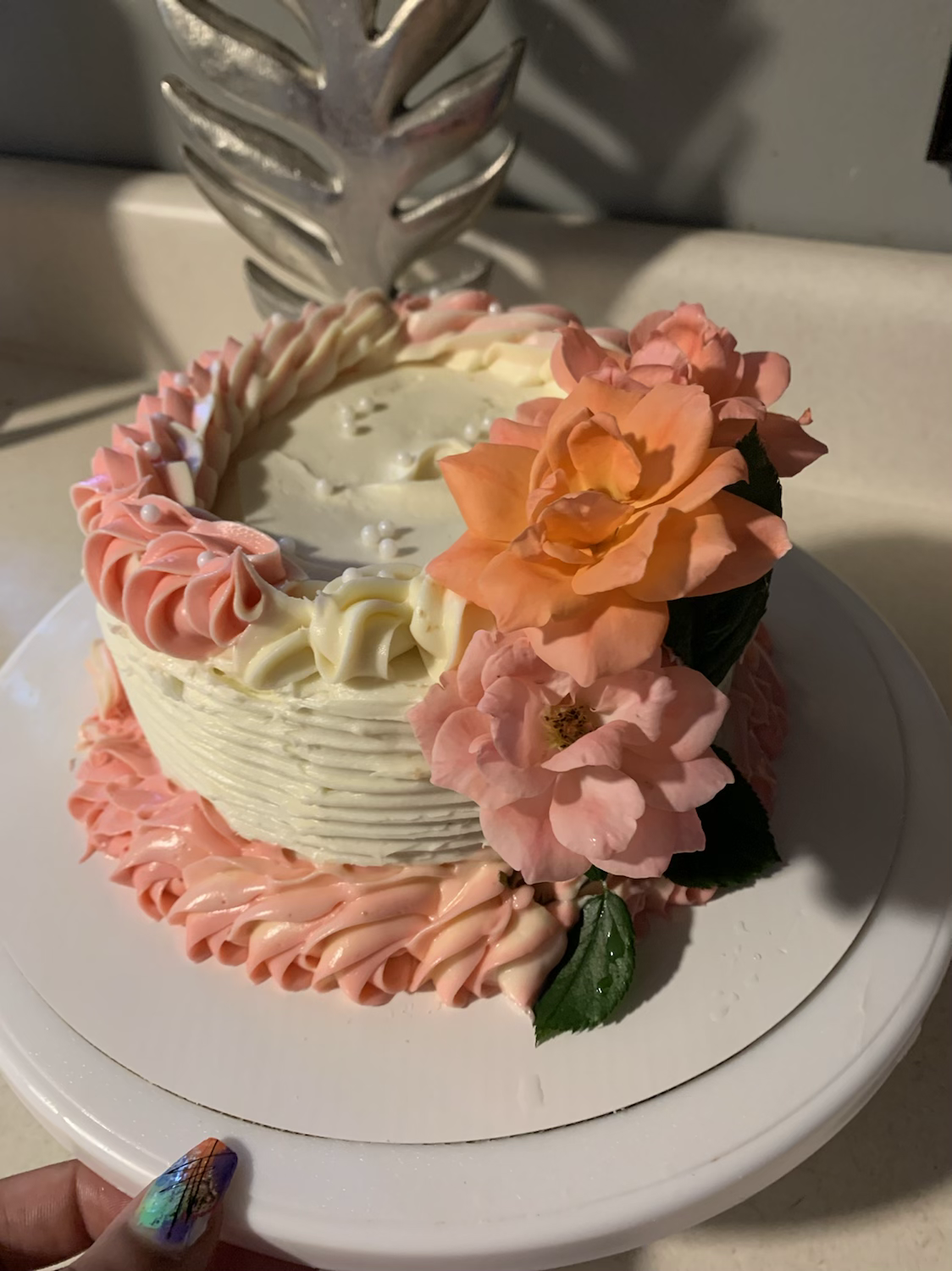 Small specialty Cake -6in (2 Layers) image 0