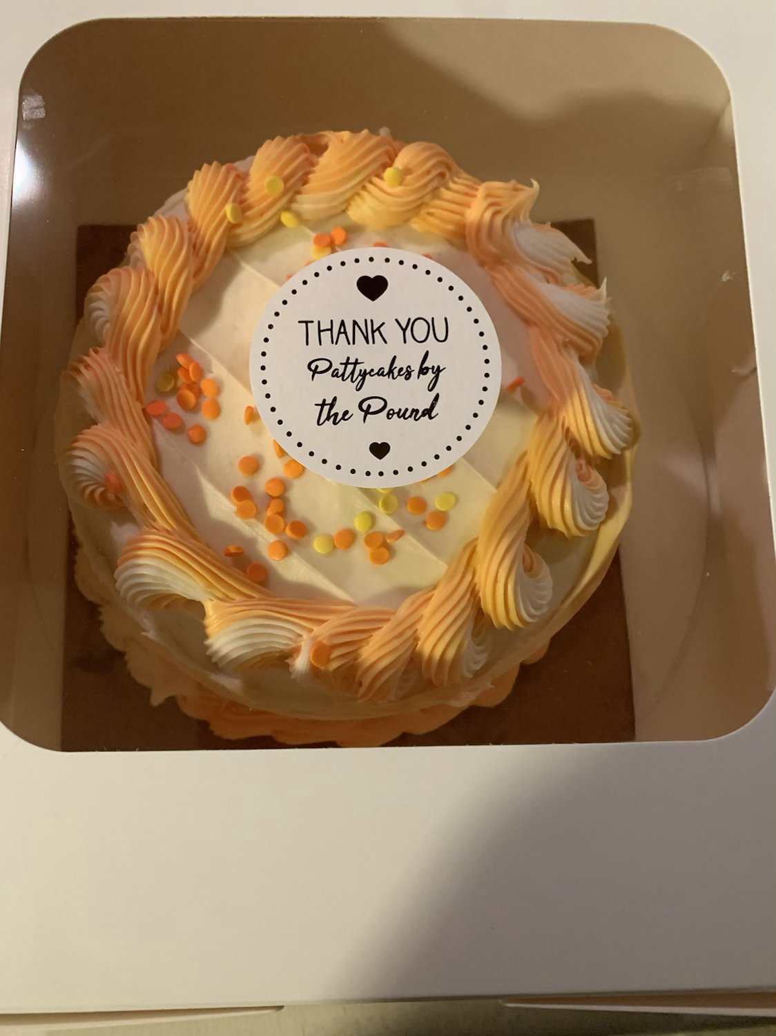 Small specialty Cake -6in (2 Layers) image 5