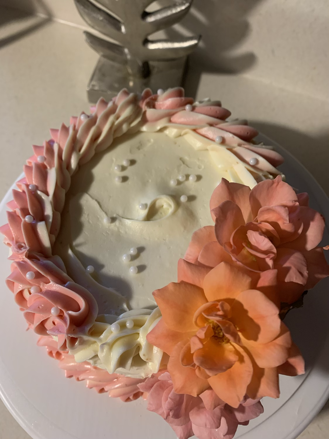 Small specialty Cake -6in (2 Layers) image 2